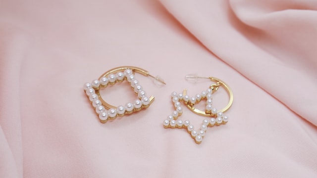 pearl earrings